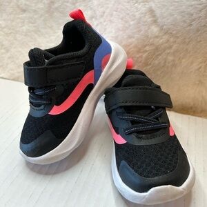 Athletic Works infant athletic sneaker mesh shoes with velcro Sz-5. I